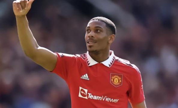 香港队完美 香港队完美