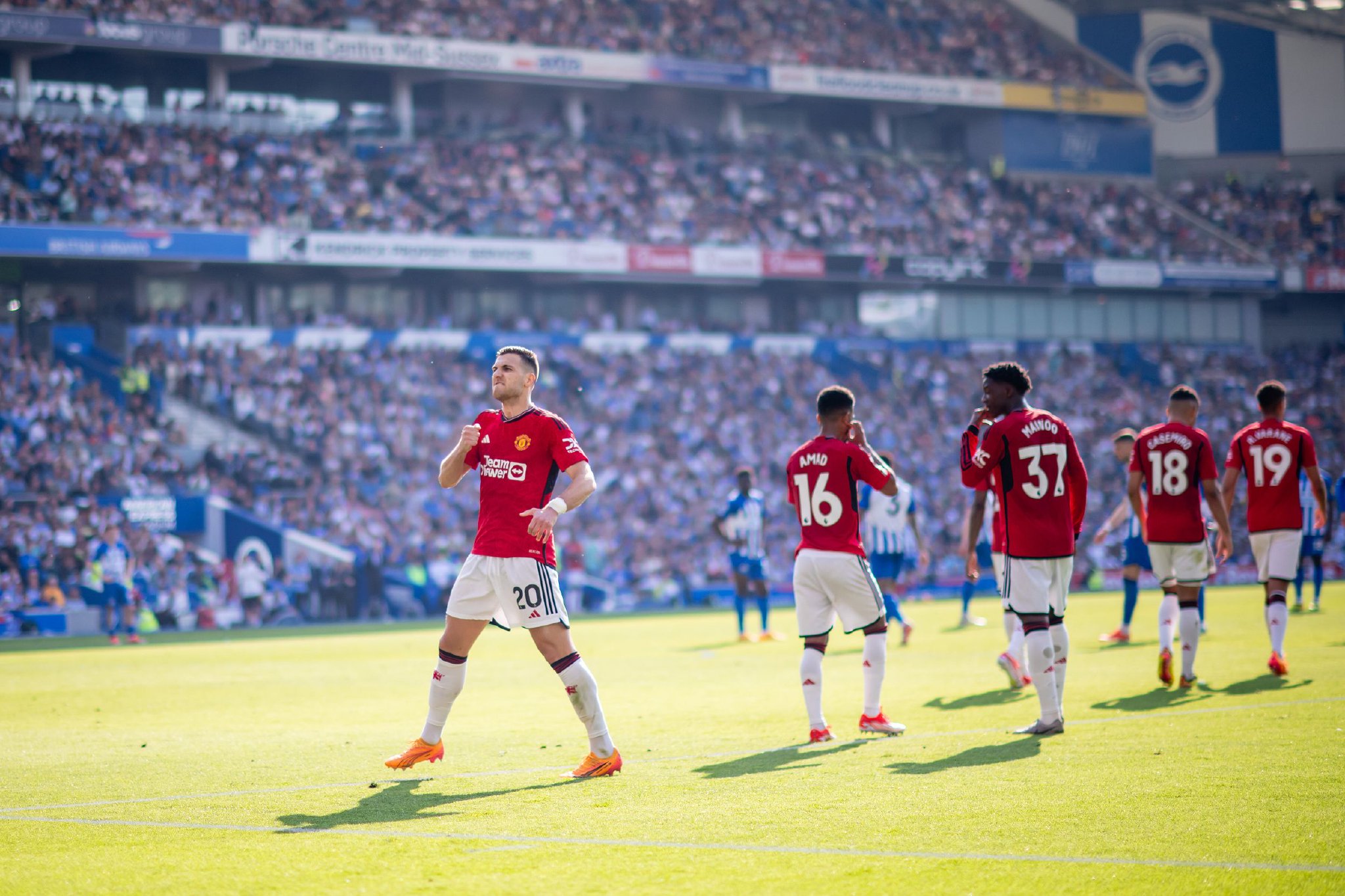 定冠军归属 定冠军归属