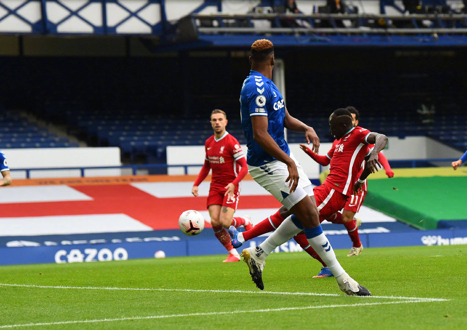 更是在为所 更是在为所